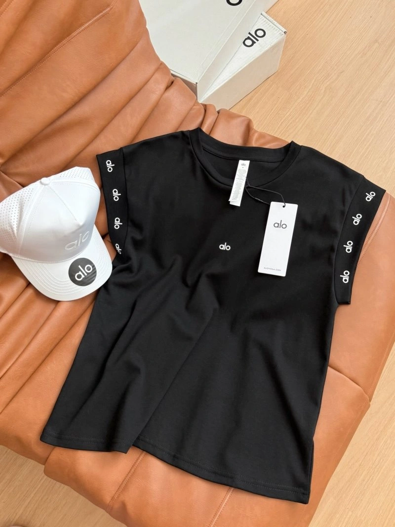 Supportive Unclassified Brand T-Shirts 150373