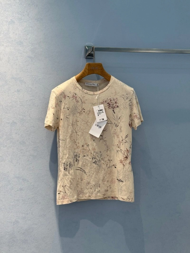 Unclassified Brand T-Shirts Timeless 150384