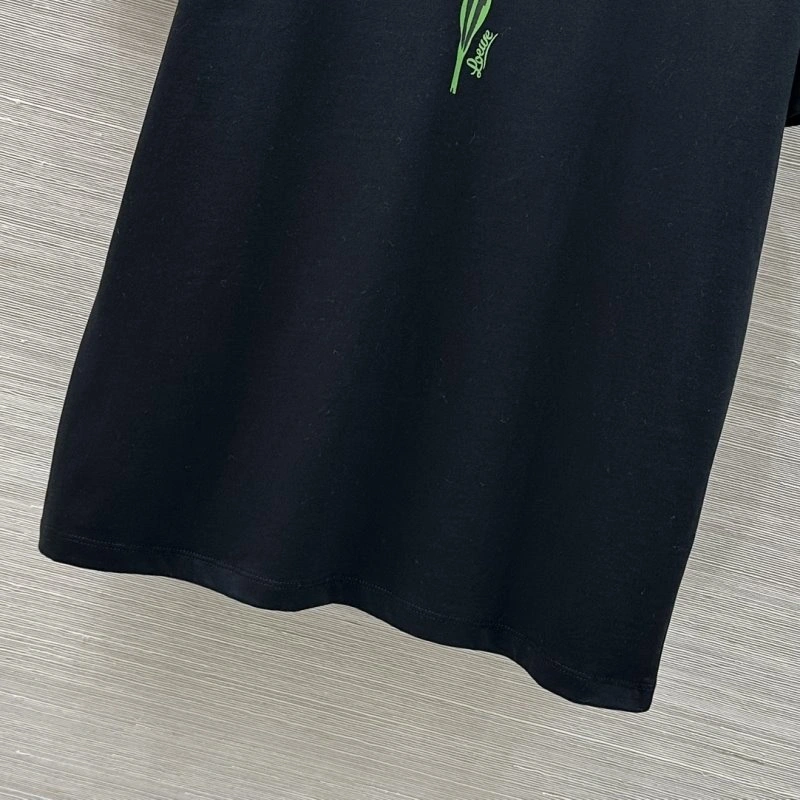 WaterResistant Unclassified Brand T-Shirts 150354