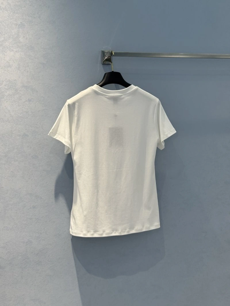 Minimalist Unclassified Brand T-Shirts 150351