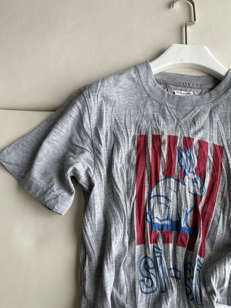 Fashionable Unclassified Brand T-Shirts 150347