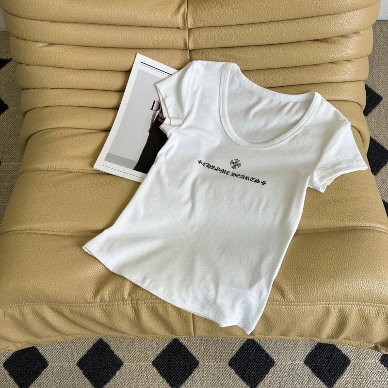 UrbanChic Unclassified Brand T-Shirts 150340
