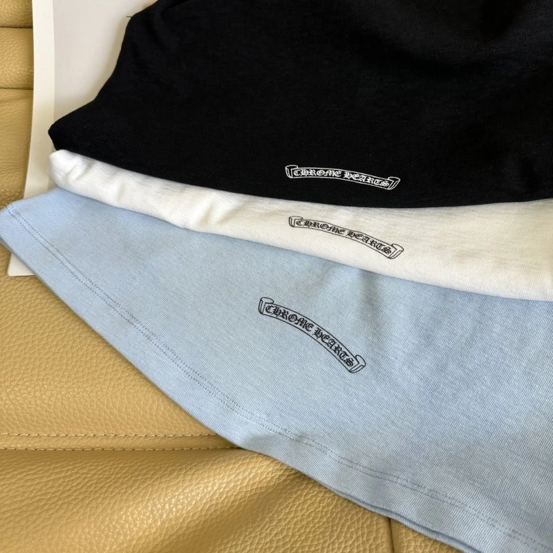 UrbanChic Unclassified Brand T-Shirts 150340