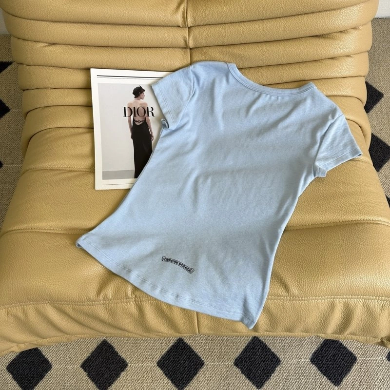 UrbanChic Unclassified Brand T-Shirts 150340