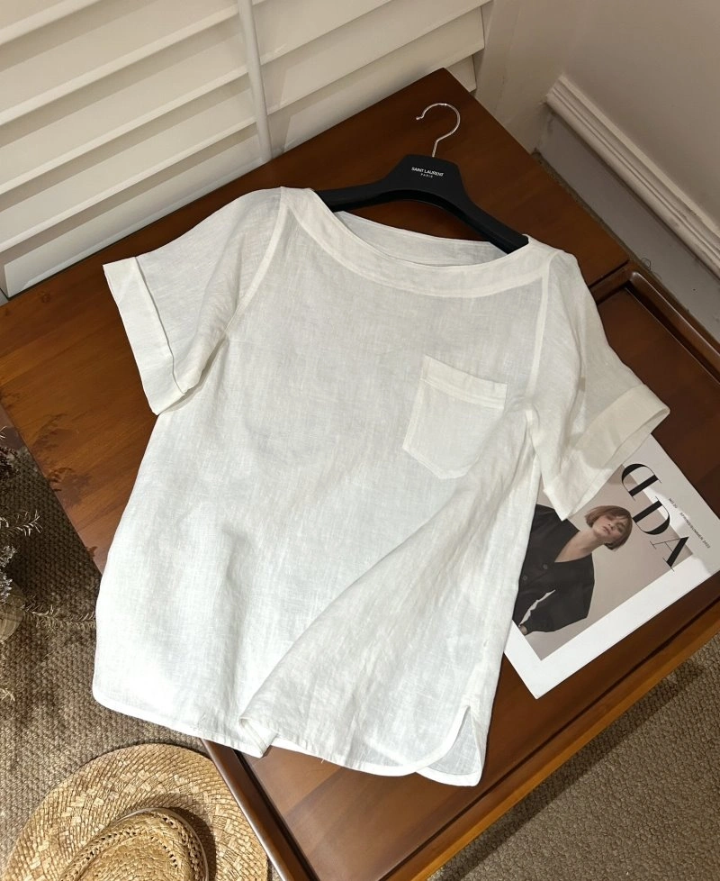 Sporty Unclassified Brand T-Shirts 150335