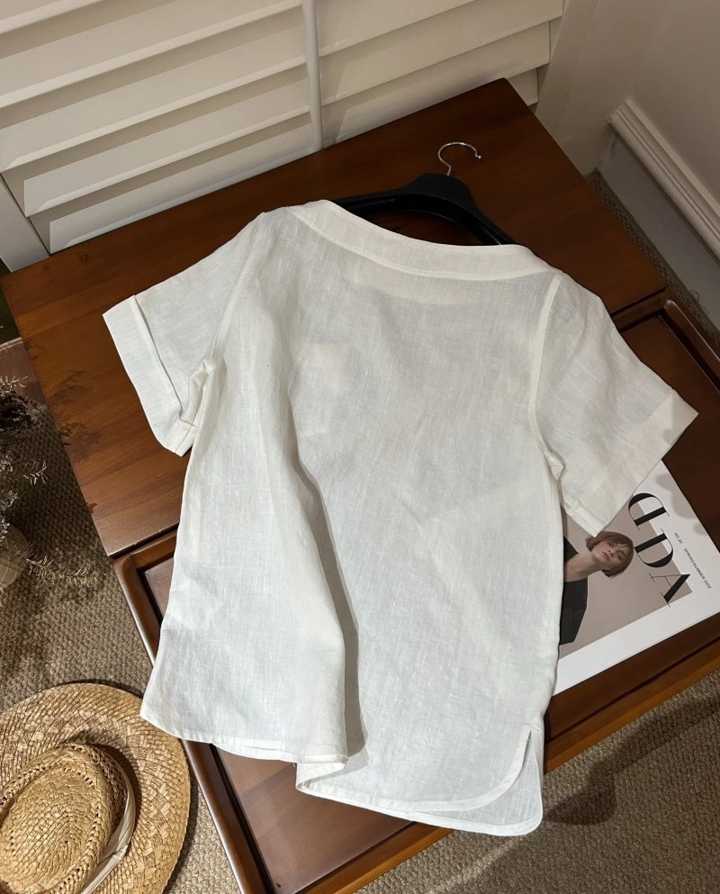 Sporty Unclassified Brand T-Shirts 150335