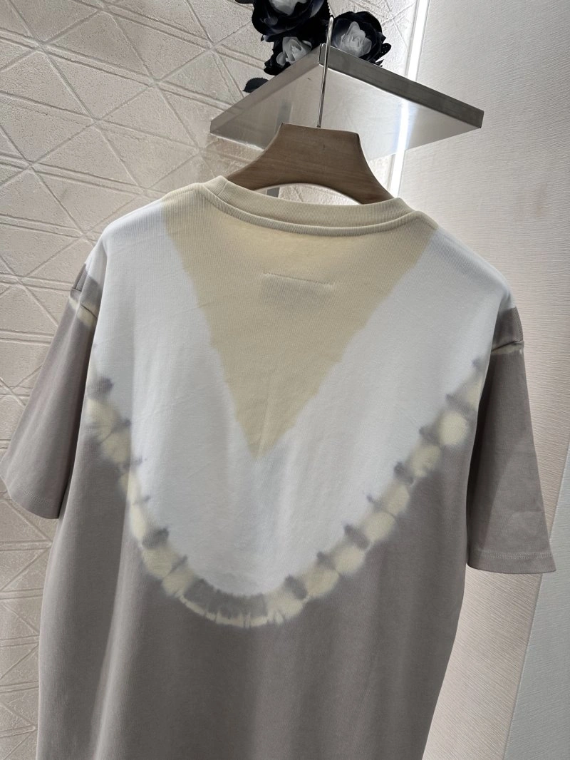 Trendsetting Unclassified Brand T-Shirts 150349