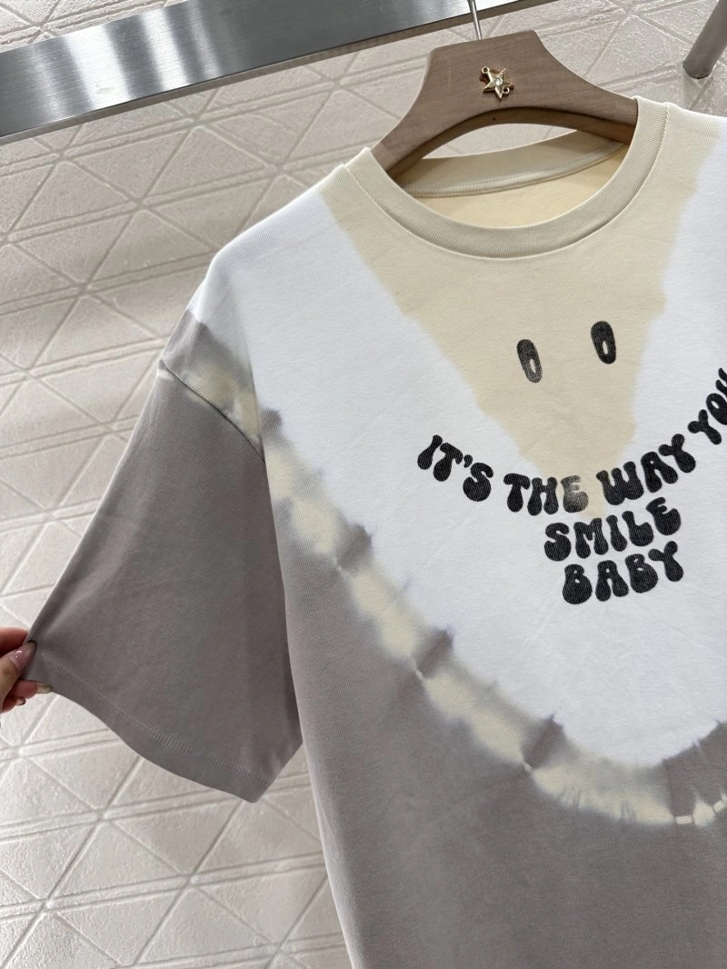 Trendsetting Unclassified Brand T-Shirts 150349
