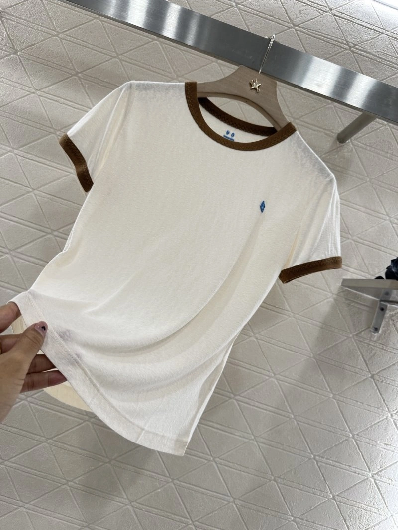 Sleek Unclassified Brand T-Shirts 150299