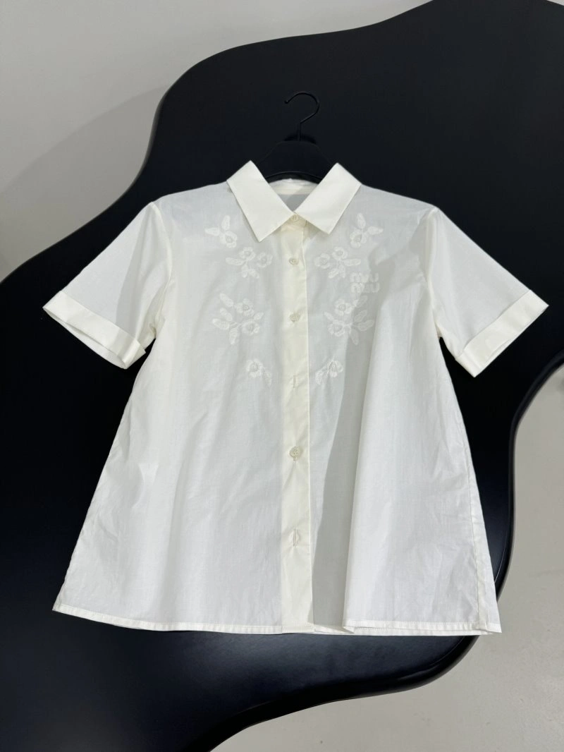 Functional Unclassified Brand T-Shirts 150276