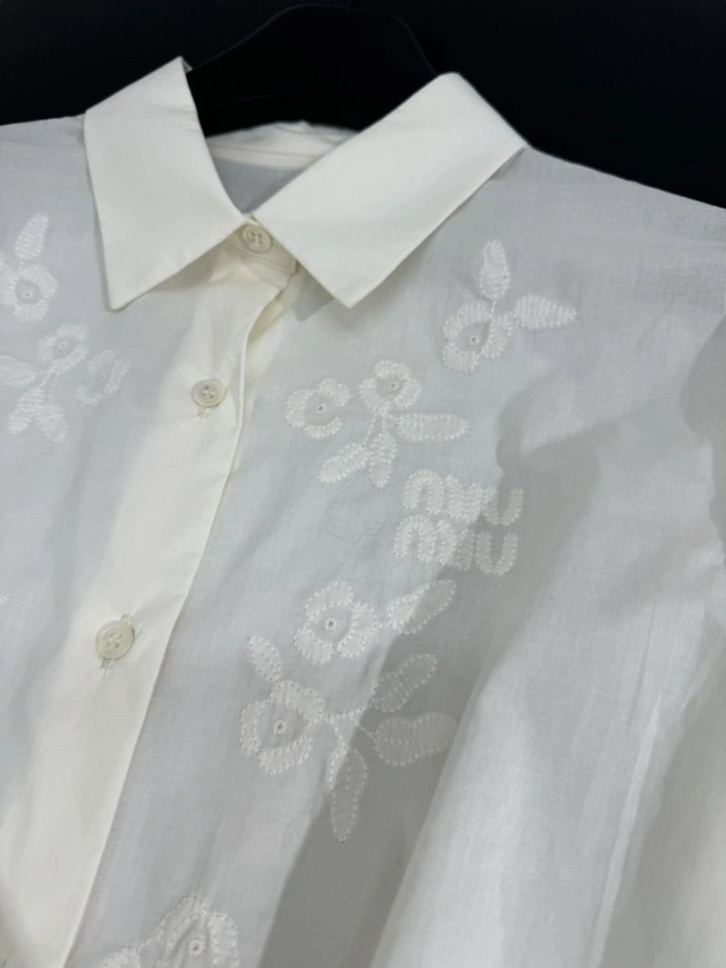 Functional Unclassified Brand T-Shirts 150276