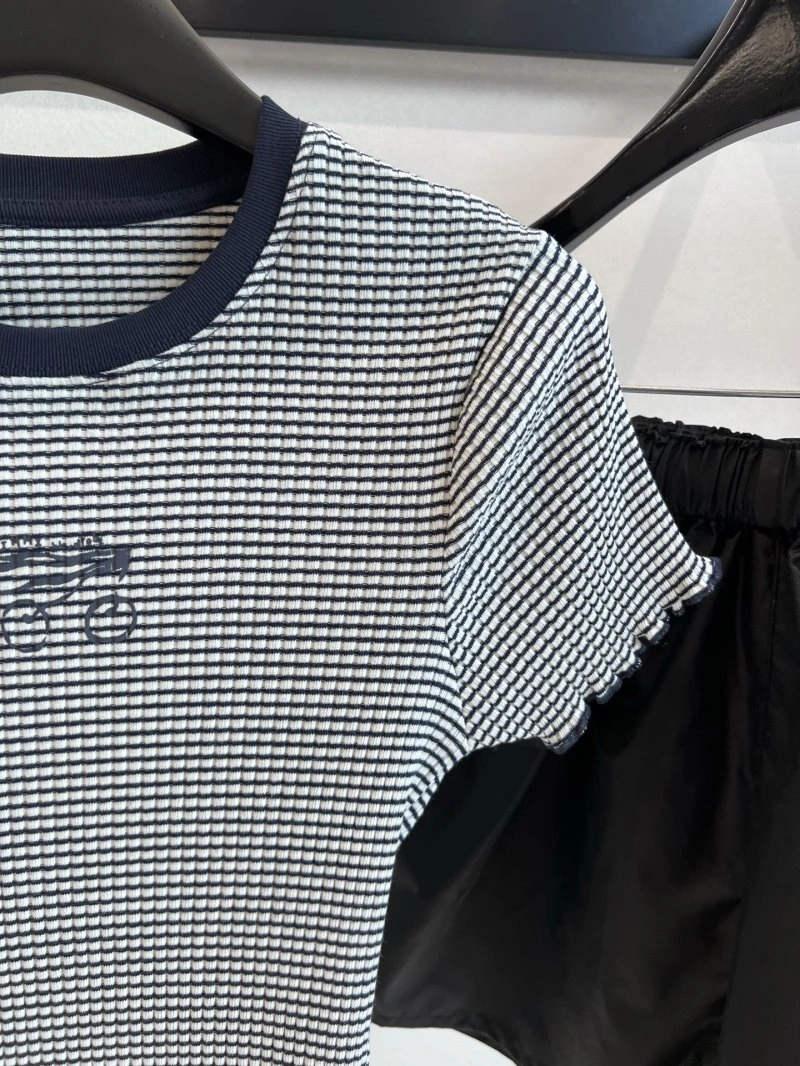 Seasonal Unclassified Brand T-Shirts 150277