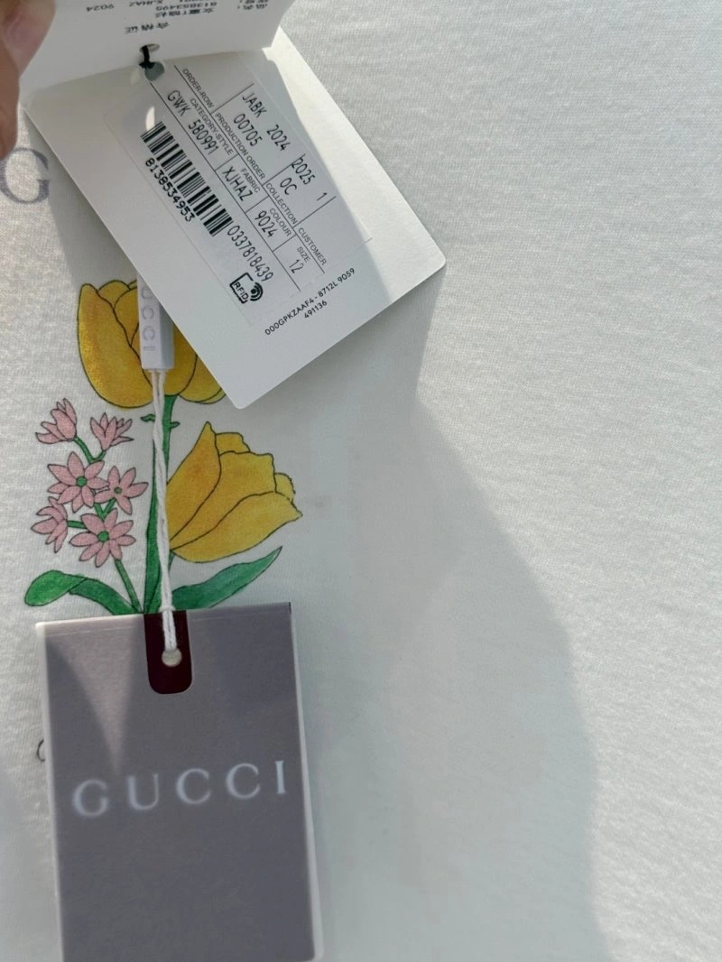 Effortless Unclassified Brand T-Shirts 150269