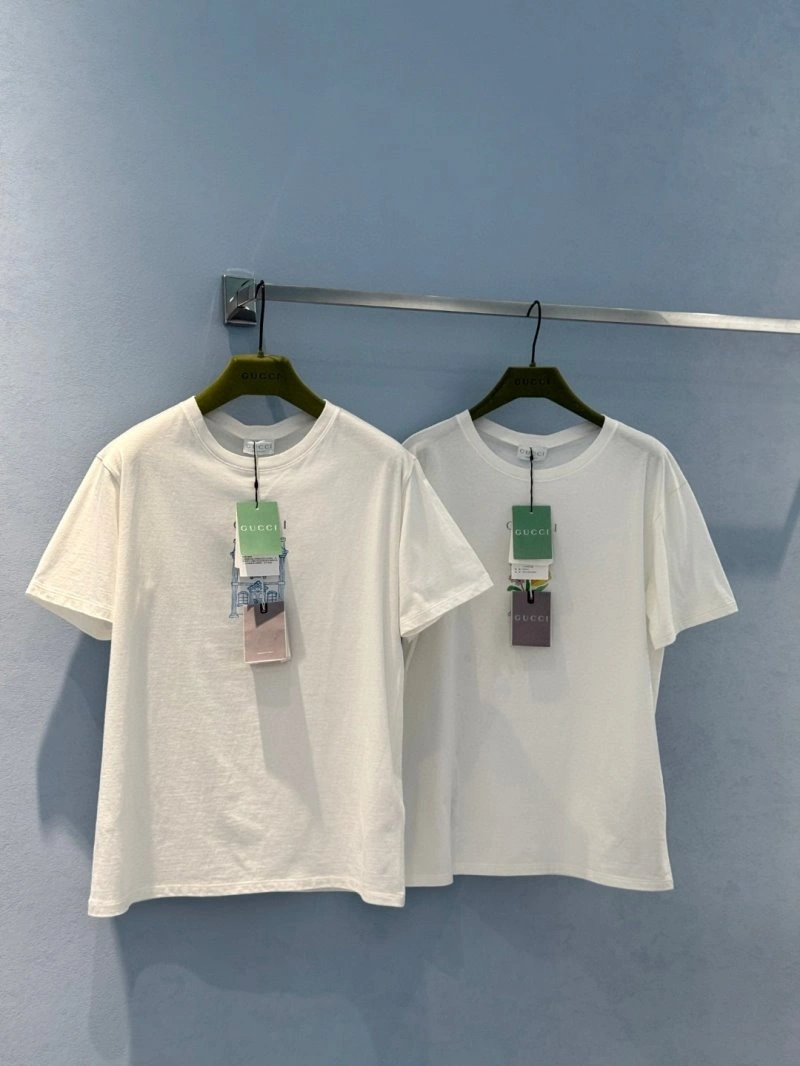 Effortless Unclassified Brand T-Shirts 150269