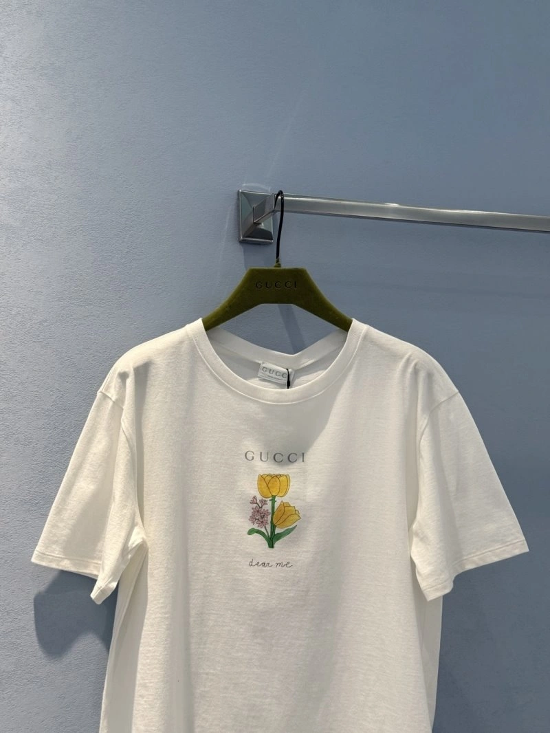 Effortless Unclassified Brand T-Shirts 150269