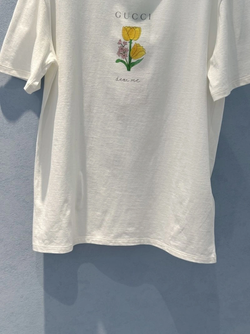 Effortless Unclassified Brand T-Shirts 150269