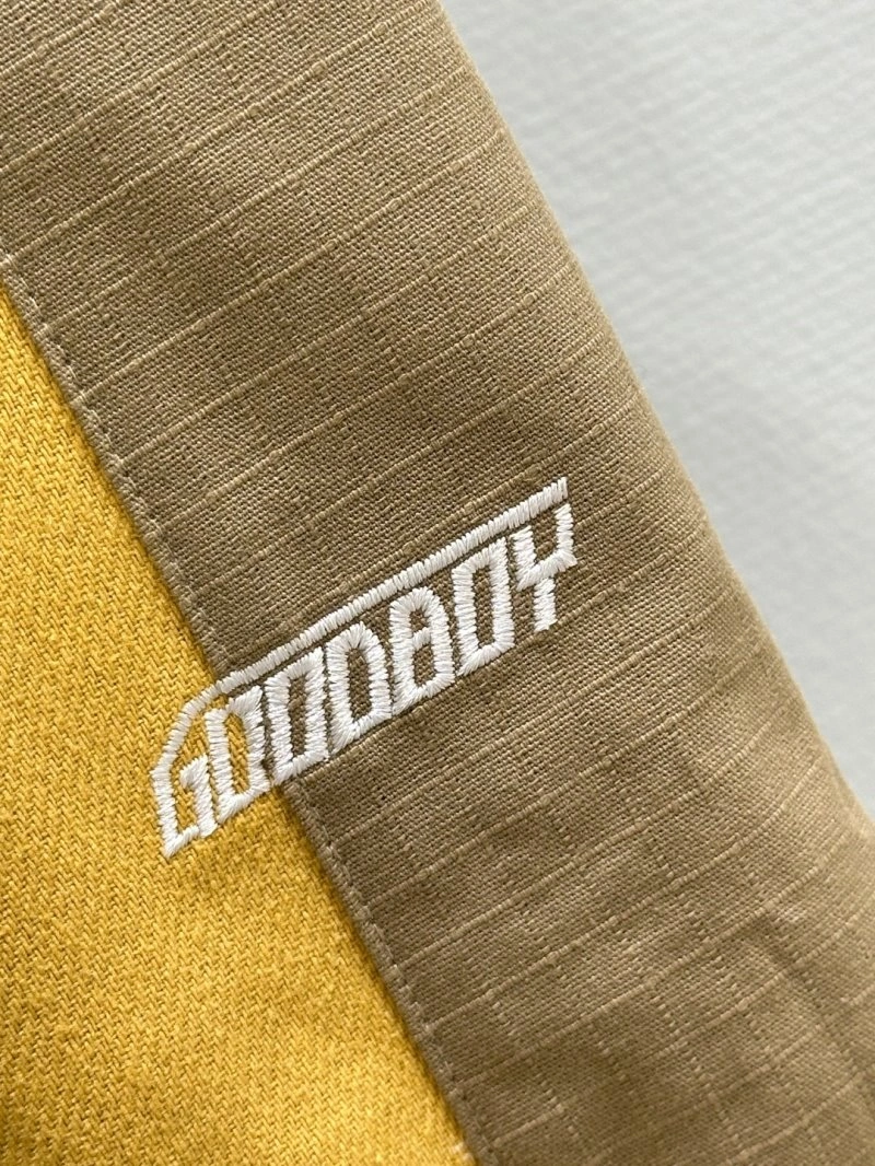 Timeless Unclassified Brand T-Shirts 155371