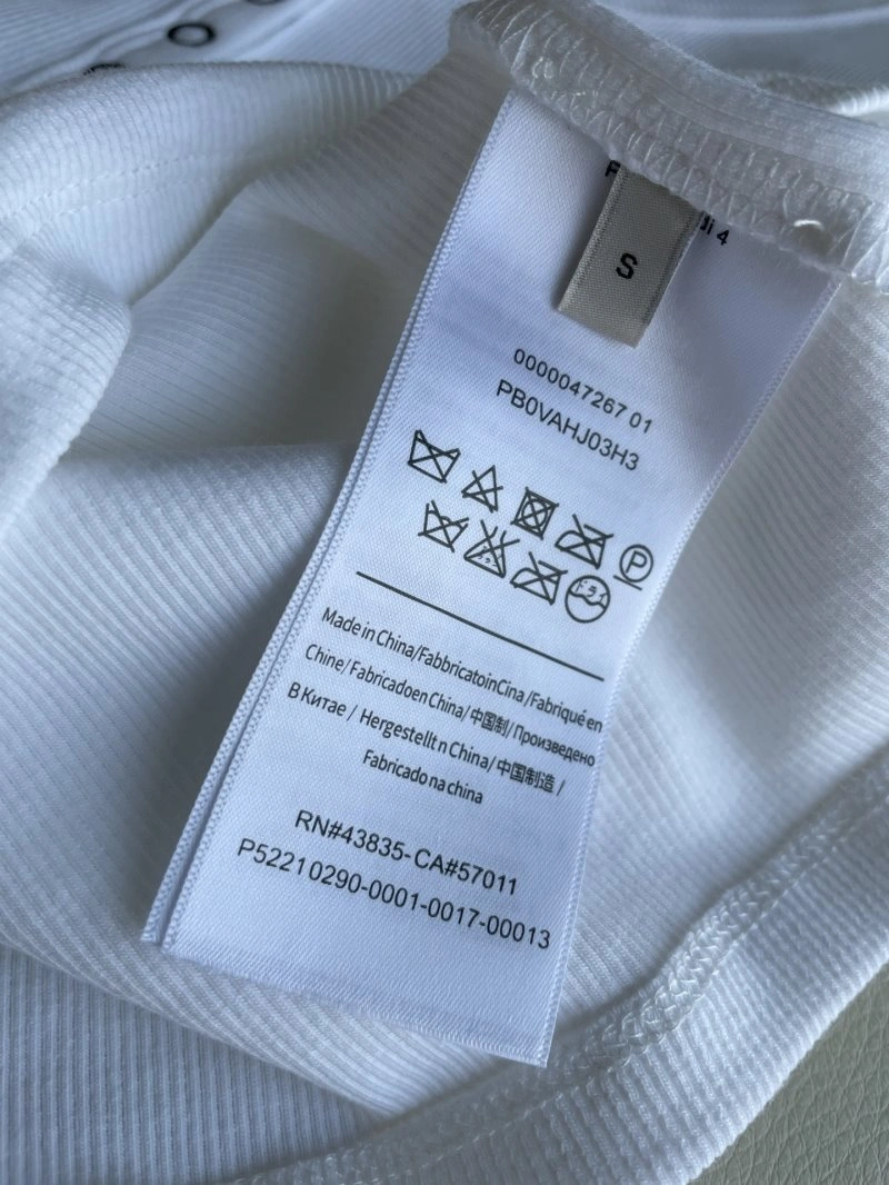 TravelReady Unclassified Brand T-Shirts 155401