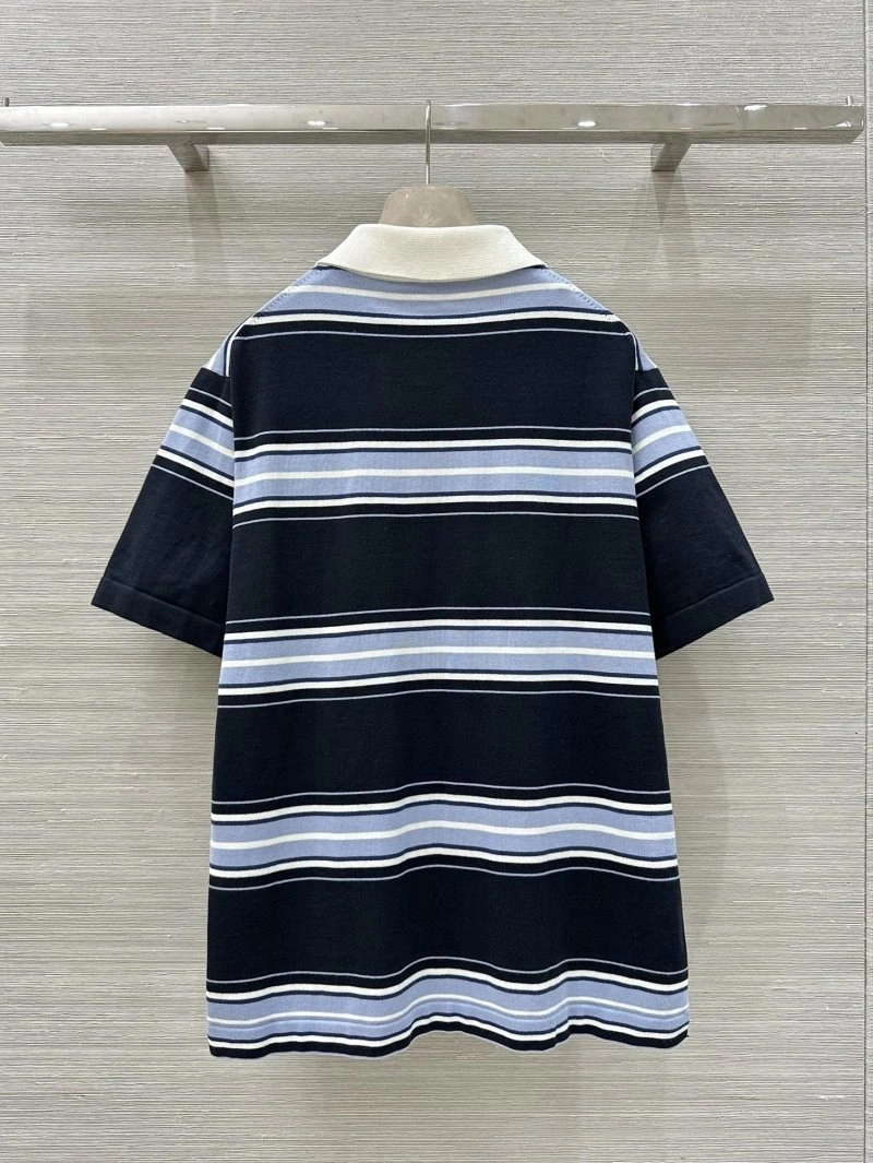 Flexible Unclassified Brand T-Shirts 155366
