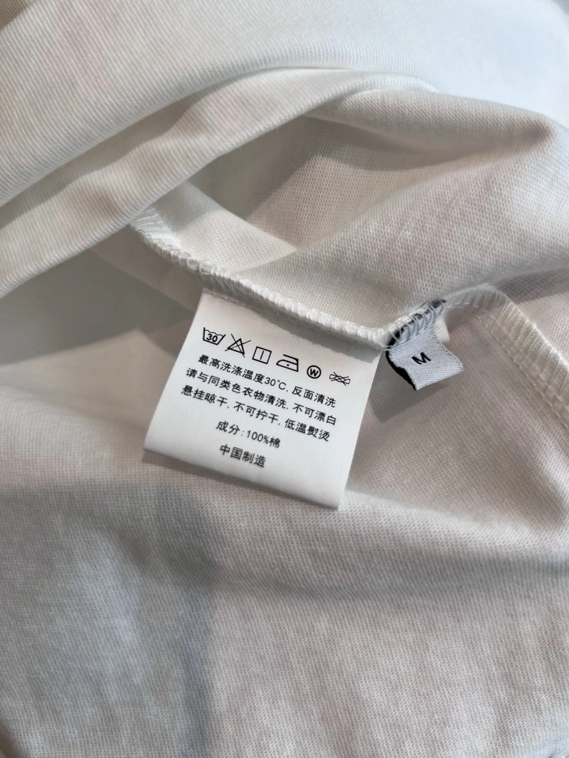 WellDesigned Unclassified Brand T-Shirts 155369