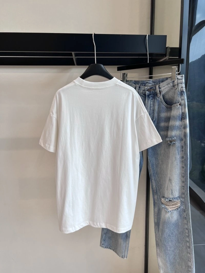 WellDesigned Unclassified Brand T-Shirts 155369