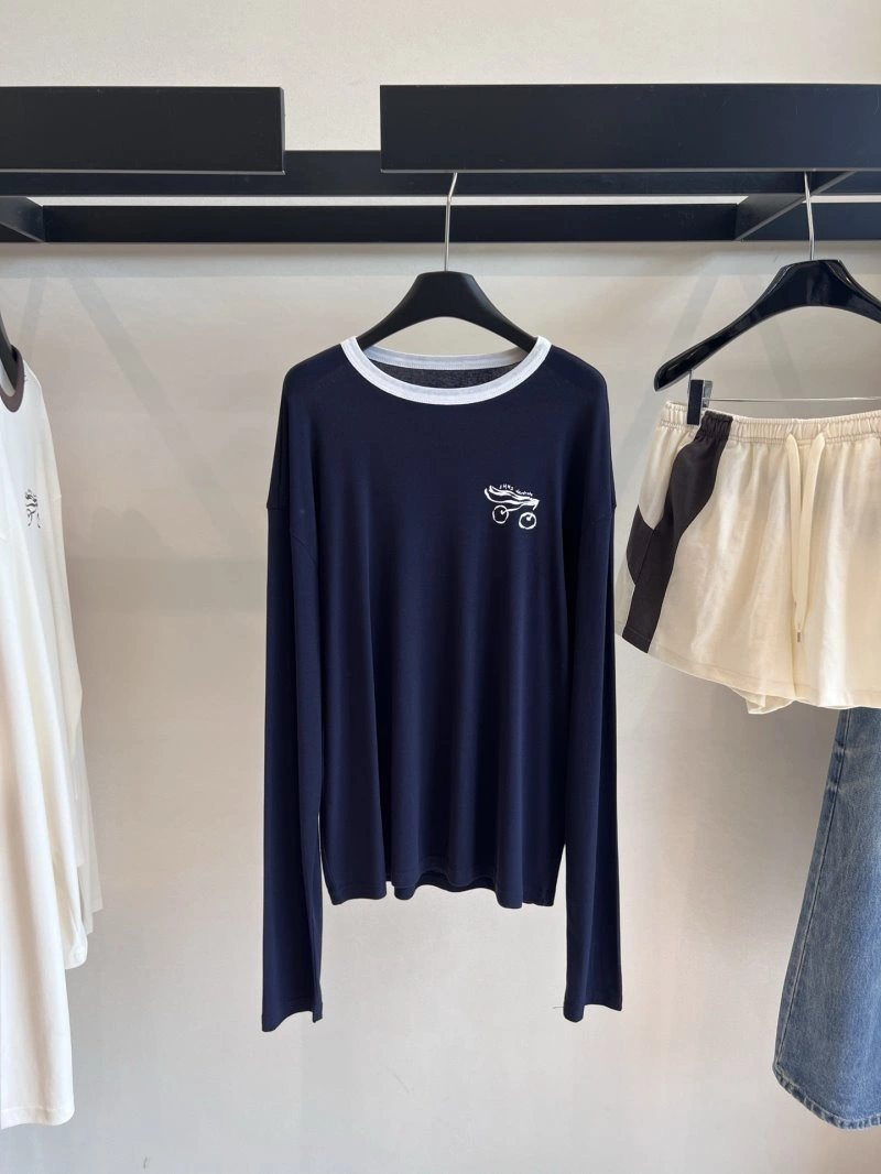 Youthful Unclassified Brand T-Shirts 155352