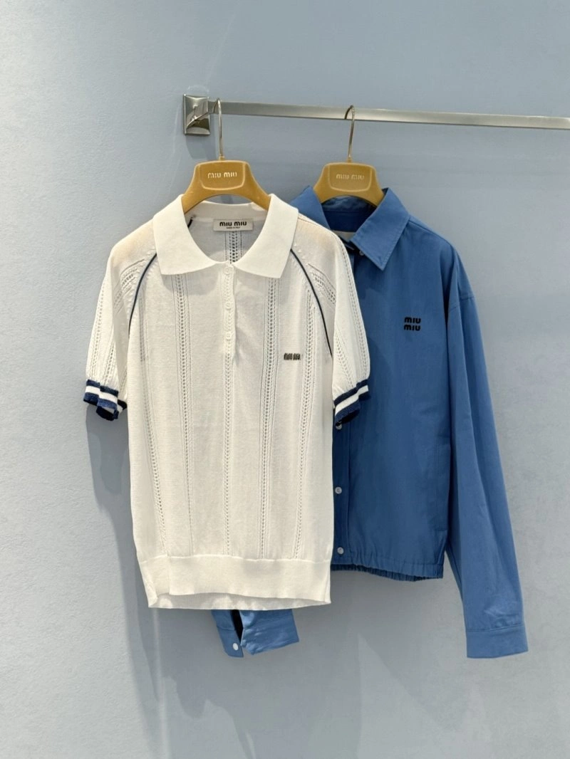 Durable Unclassified Brand T-Shirts 155351