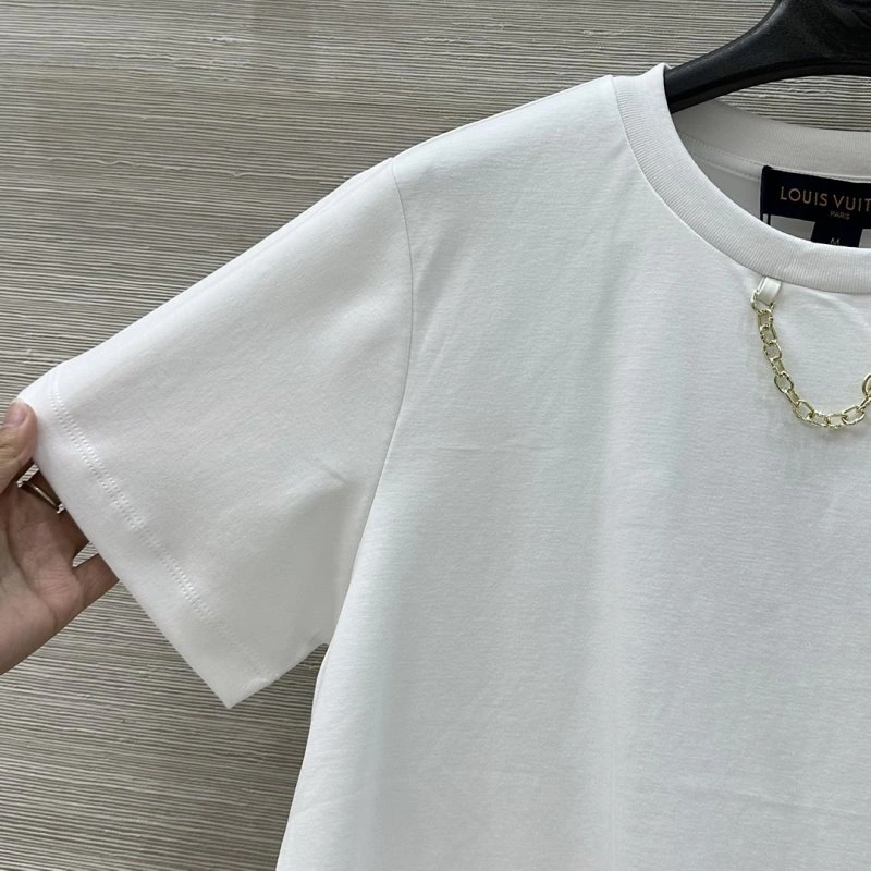 Sporty Unclassified Brand T-Shirts 155383