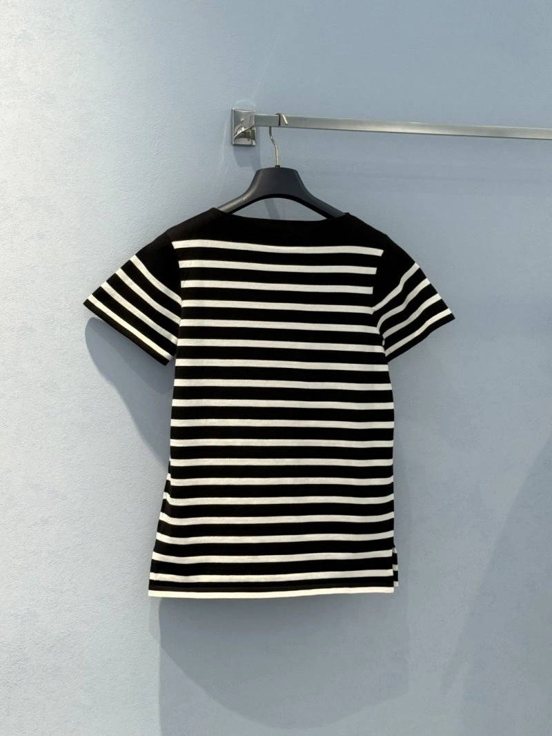 Tailored Unclassified Brand T-Shirts 155327