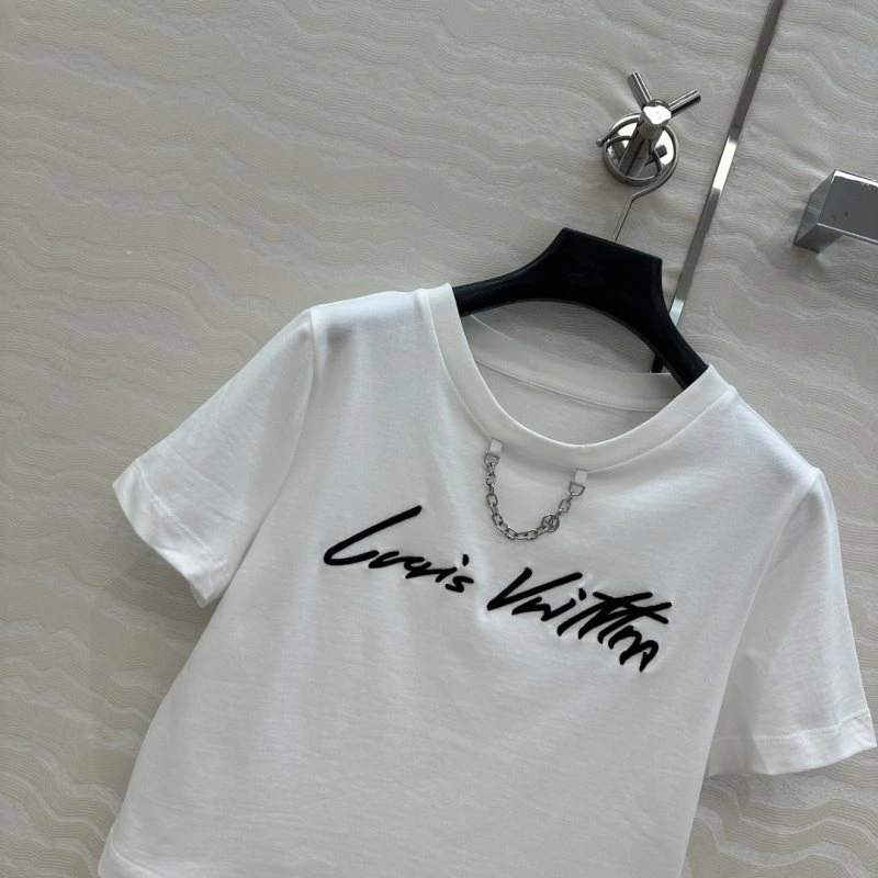 Resilient Unclassified Brand T-Shirts 155374