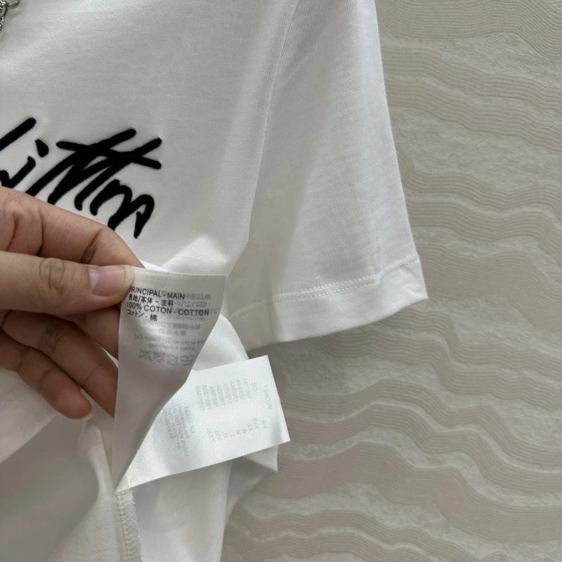 Resilient Unclassified Brand T-Shirts 155374