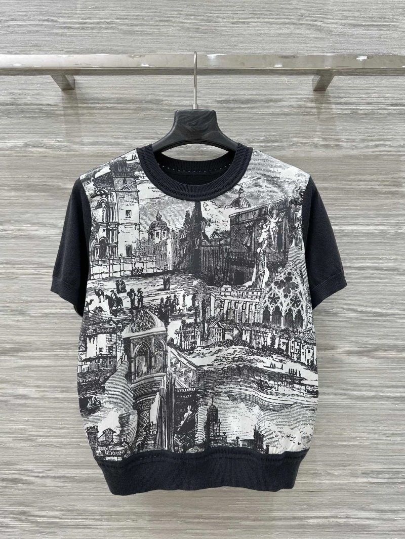 Sustainable Unclassified Brand T-Shirts 155320