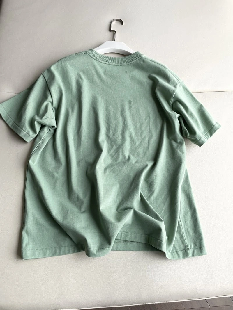 Contemporary Unclassified Brand T-Shirts 155305