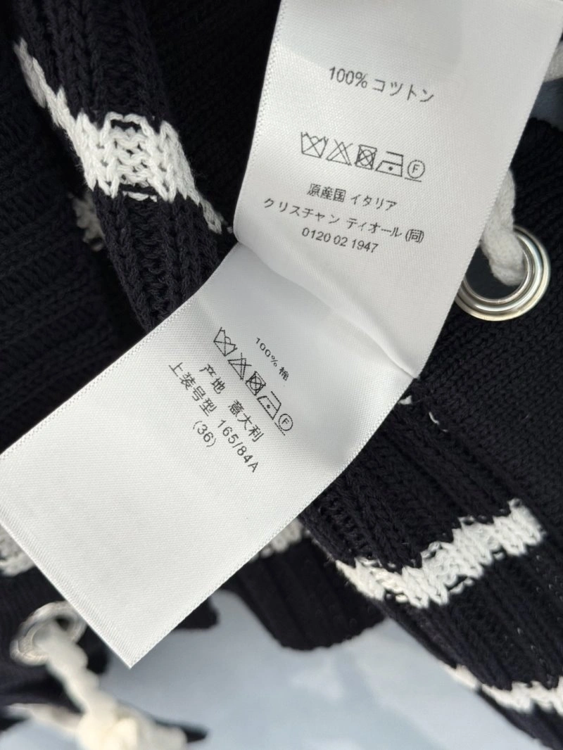 Classic Unclassified Brand T-Shirts 155297