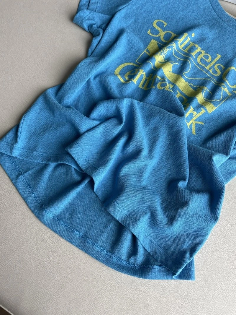 Minimalist Unclassified Brand T-Shirts 155293
