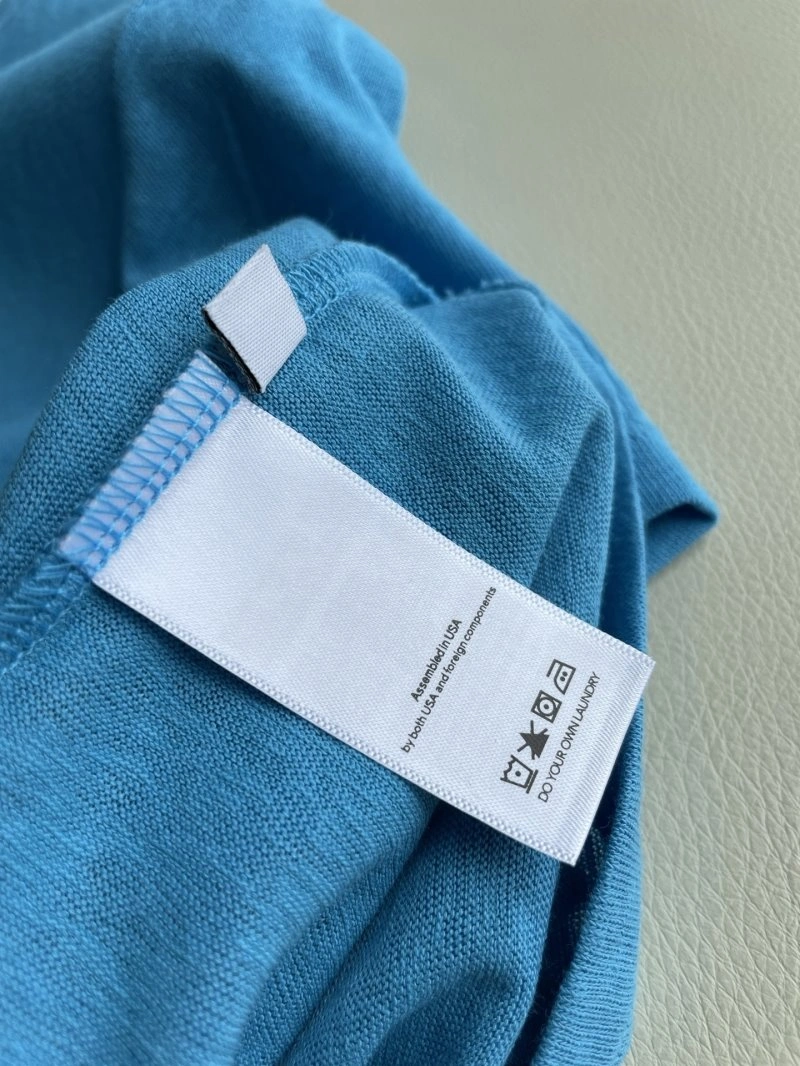 Minimalist Unclassified Brand T-Shirts 155293