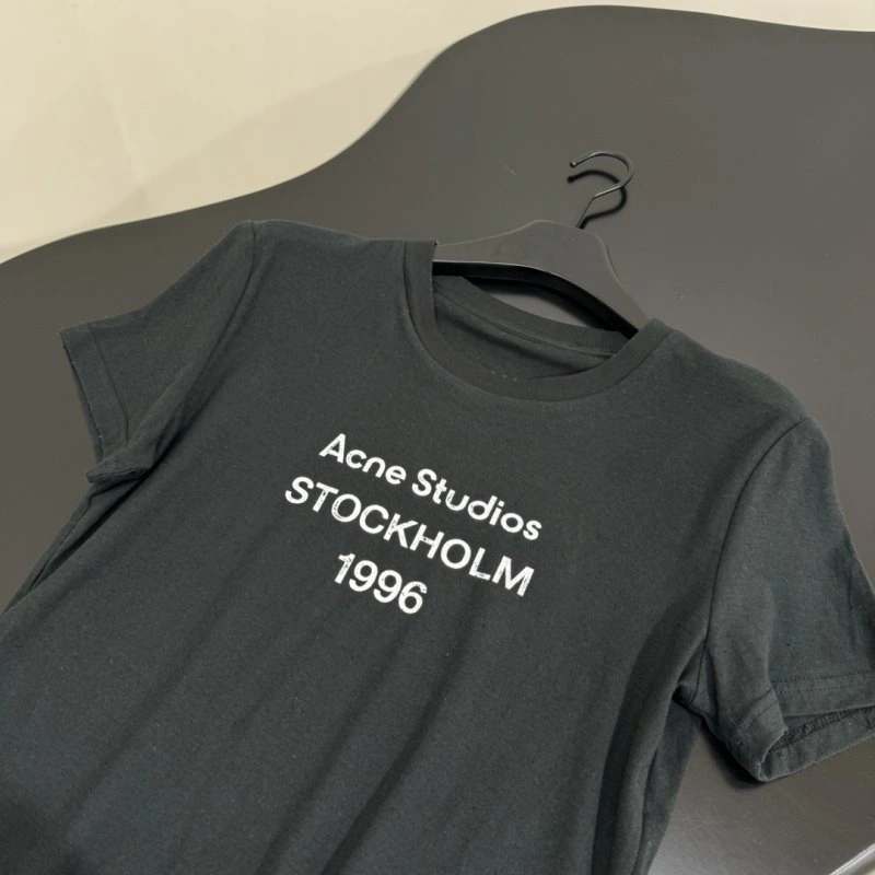 Trendsetting Unclassified Brand T-Shirts 155282