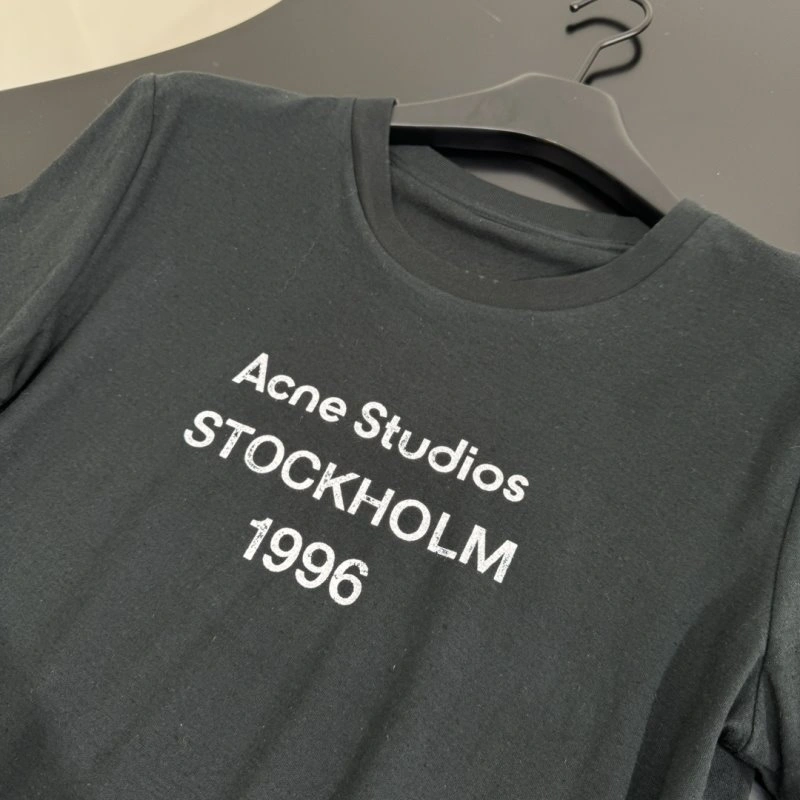 Trendsetting Unclassified Brand T-Shirts 155282