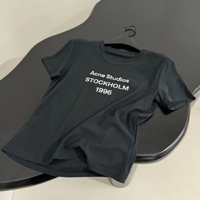 Trendsetting Unclassified Brand T-Shirts 155282