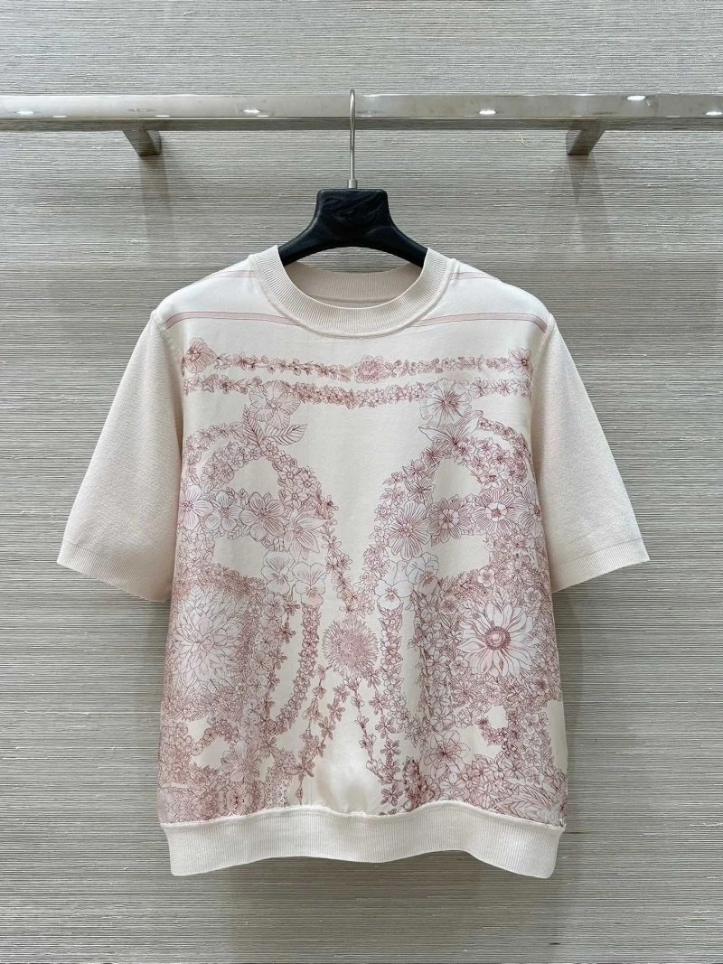 Youthful Unclassified Brand T-Shirts 155276