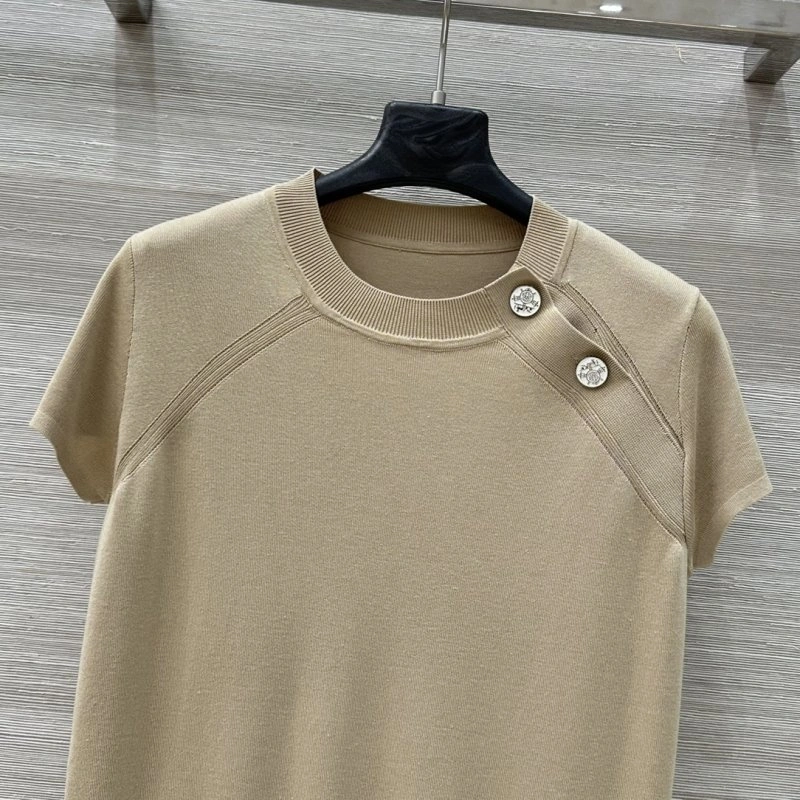 Bold Unclassified Brand T-Shirts 155268