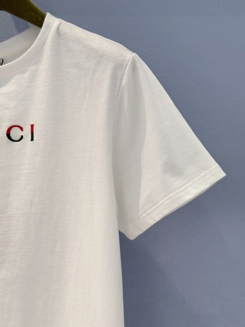 Contemporary Unclassified Brand T-Shirts 155274