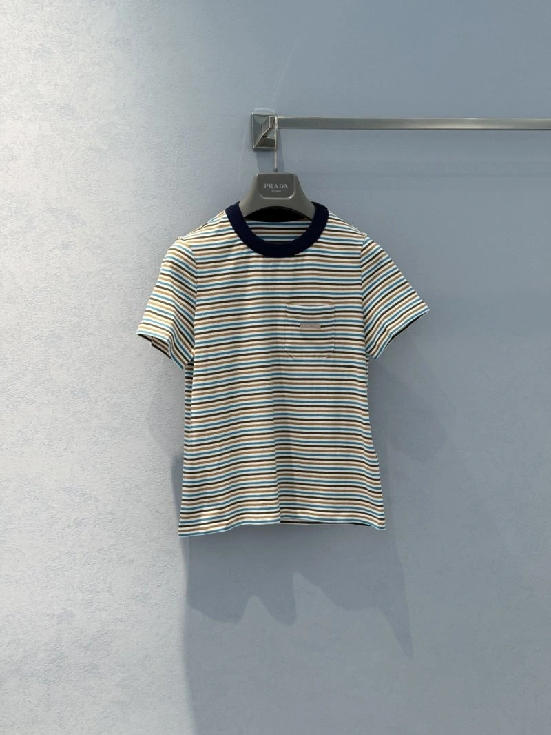 Cozy Unclassified Brand T-Shirts 155256