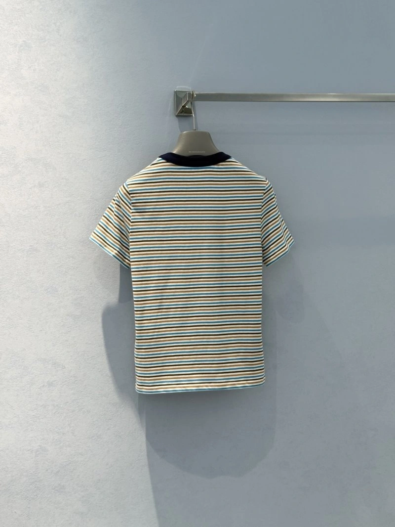 Cozy Unclassified Brand T-Shirts 155256