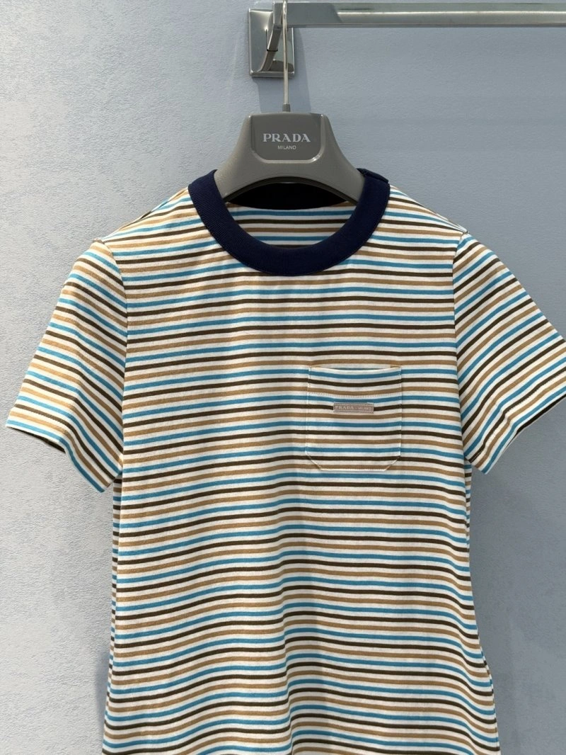 Cozy Unclassified Brand T-Shirts 155256