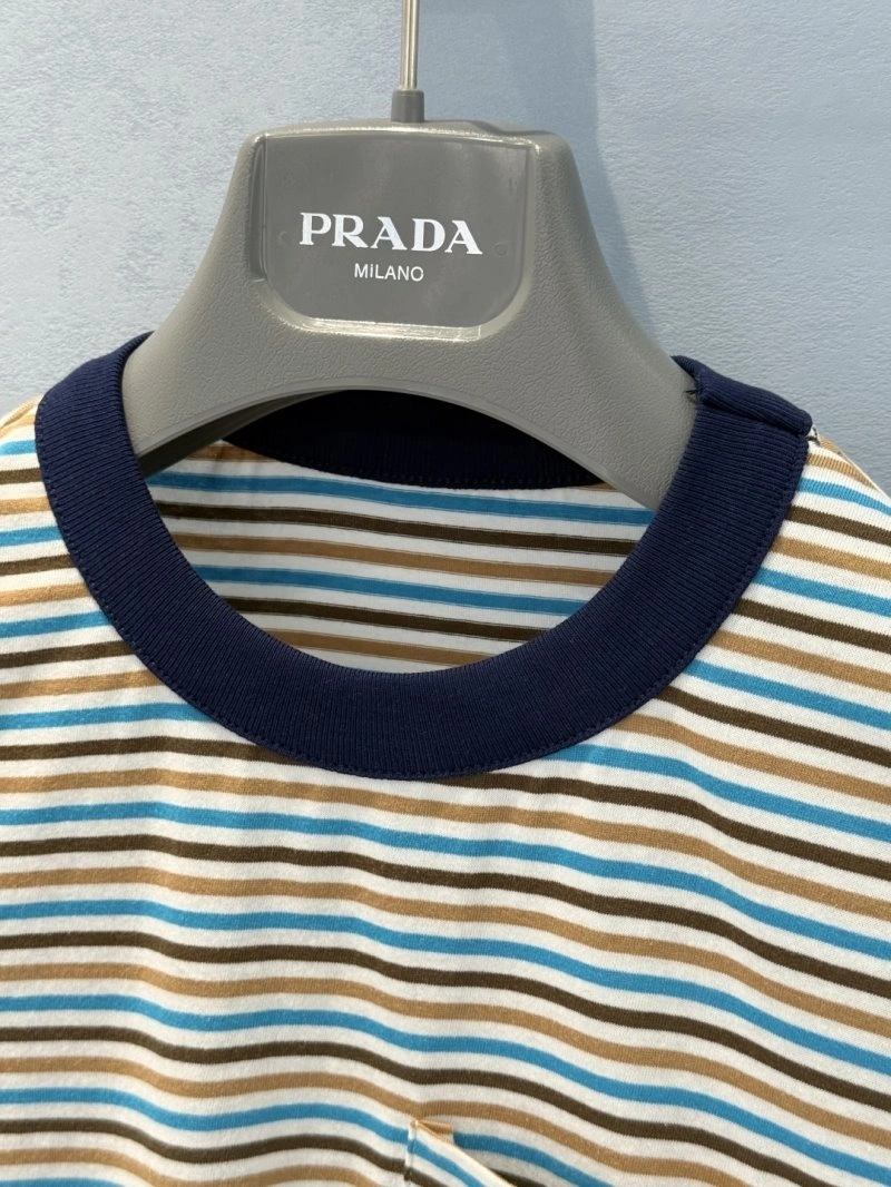 Cozy Unclassified Brand T-Shirts 155256