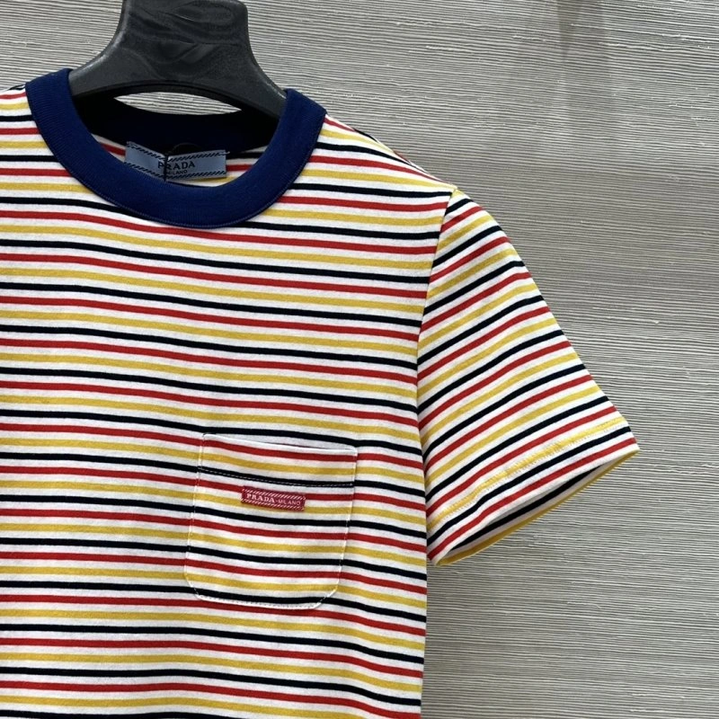 Sporty Unclassified Brand T-Shirts 155235