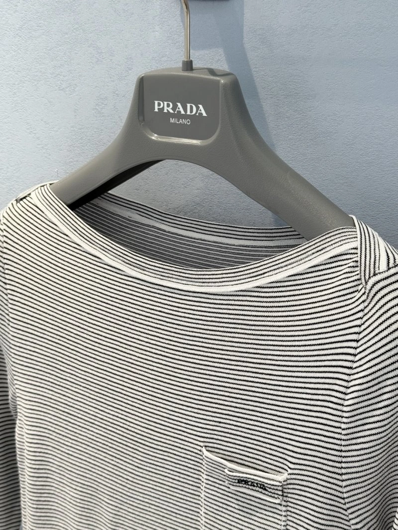 SportInspired Unclassified Brand T-Shirts 155224