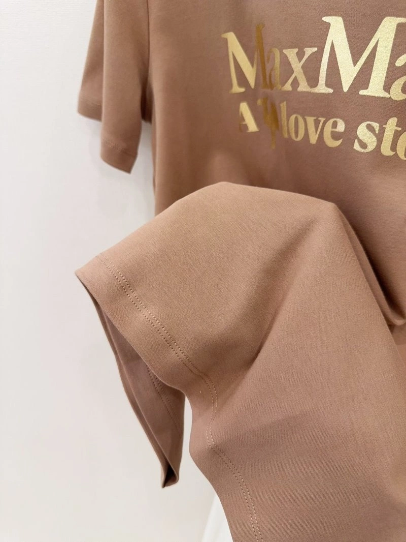 Sophisticated Unclassified Brand T-Shirts 147323