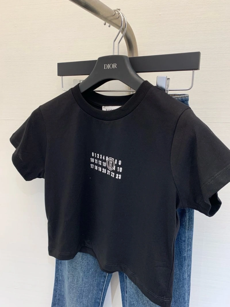 TravelReady Unclassified Brand T-Shirts 147328